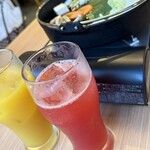 しゃぶしゃぶ すき焼き 食べ放題 和牛と豚 - 