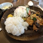 中華飯店　靉龍 - 水曜日のCランチ　900円　レバーの四川風辛し炒め