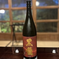 御料理 一燈 - 純米吟醸　黒龍
                    食前の一杯