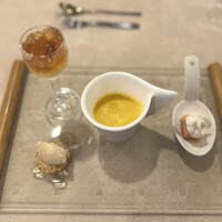 セル ドール - アミューズ
                    ウニのジュレ　かぼちゃのポタージュ
                    フォアグラのカクテル　サーモン
                    