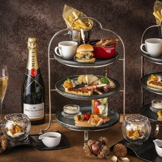 【期間限定】イブニングハイティー│シャンパン飲み放題