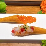 オットセッテ トマム - イクラと牡丹海老のコルノ