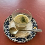 グリル生研会館 - 冷製ポタージュ 万願寺とうがらし