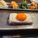 炭火焼肉 ホルモン にく式 - 