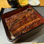 炭火焼 鰻のうな輝 - 