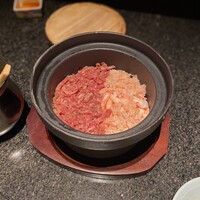 個室 和牛焼肉 吟 難波店 - 