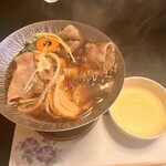 月亭 池袋店 - 温物:特上和牛のすき焼き