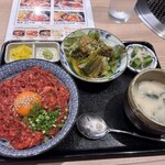 肉刺しとホルモン トラコ - 