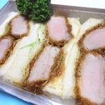 お持ち帰り専用「ヒレカツサンド」800円