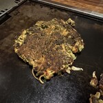 法善寺横丁 やき然 - ねぎ焼き 牛すじ入り ¥1,720-