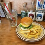 STILL LOWKEY - チーズバーガー