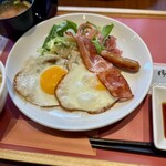 ロイヤルホスト - フライドエッグ