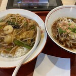 中華食堂 一番館 - 料理写真:セットメニューの中華丼＋ミニラーメンセット着丼！