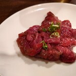 熱烈カルビ - 牛タン赤身焼き