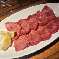 焼肉一頭両騨 町田本店 - 