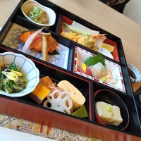 京懐石 美濃吉 横浜ランドマークプラザ店 - 