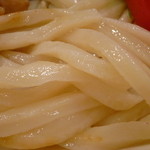 Gochisou Udon Oshidori - 麺UP（ジューシー京赤地鶏 鶏トロ天ぶっかけうどん）