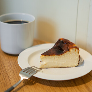 JÉRÔME KISSA CAFÉ_0