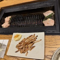 鶏焼き肉 囲 - 
