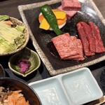 飛騨牛焼肉・韓国料理 丸明 - 