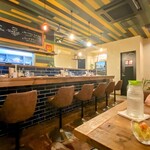 キーマカリィとジャークチキンのお店 エクソダス - 店内