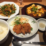 やよい軒 - 青椒肉絲定食890円(2014.10)