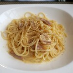 チェント - 上州空風ハムを使った濃厚カルボナーラ