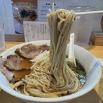 らぁ麺 いがっぺ - 特製らぁ麺(醤油)麺リフトアップ  2025/6/5
