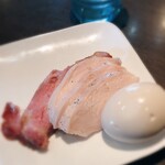 麺や 虎徹 - 特製盛は別皿での提供