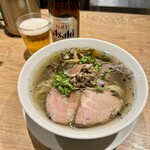 R+ 隠れ家すぎるラーメン屋 - 