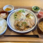 八海山みんなの社員食堂 - 