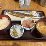 炭火焼専門食処 白銀屋 - 