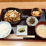 居酒屋 天狗 - 豚焼肉定食