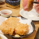 おでん屋 ひなた - ハムカツは肉厚ホロホロでボリューム満点！