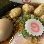 横浜中華そば 維新商店 本店 - とろとろの雲呑