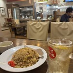 黒豚ぎょうざと中華食堂 米吉 泉店 - 