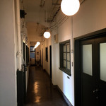 築港麺工房 - 雰囲気有ります。