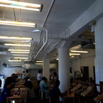 築港麺工房 - 12時前で既に満席