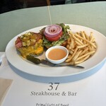 37 Steakhouse & Bar - 