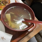 一芳亭 - 筍と鳥肉のスープ