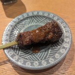 長州鶏焼鳥･泳ぎ活きイカ･手作り餃子 らいが - 牛サガリステーキ串
