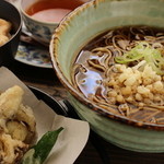 処屯 - かけ・きのこのかき揚げ