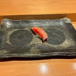 寿司割烹 魚紋 - 金目鯛:昆布締め