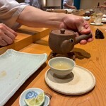 寿司割烹 魚紋 - 松茸土瓶蒸し