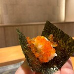 寿司割烹 魚紋 - イクラ:海苔巻き