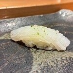 寿司割烹 魚紋 - 剣先烏賊
