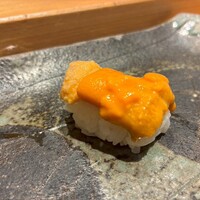 寿司割烹 魚紋 - 蝦夷馬糞雲丹