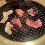 中目黒焼肉 登牛門 - 