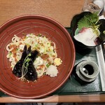 竜泉寺の湯 - 揚げなすと梅のさっぱりうどん　マグロの山かけ