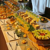 HATSUNEYA GARDEN - デザートブッフェ「HATSUNEYA 鶯色✕辛子色」